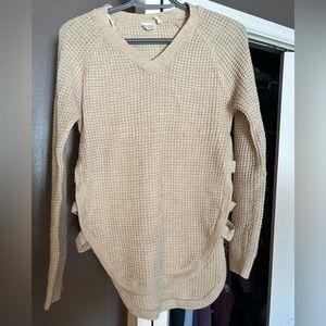 Elegant Tan V-Neck Sweater